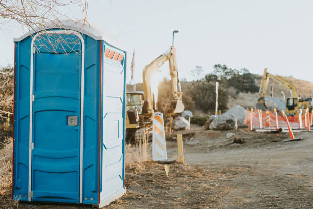 Portable Toilet Options We Offer in Palmetto, FL