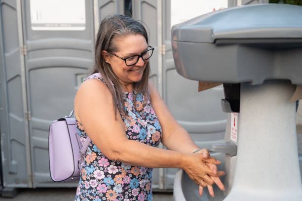 Best Porta potty rental near me  in Palmetto, FL